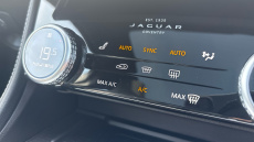 Jaguar F-Pace 2.0 D200 R-Dynamic HSE Black 5dr Auto AWD Diesel Estate